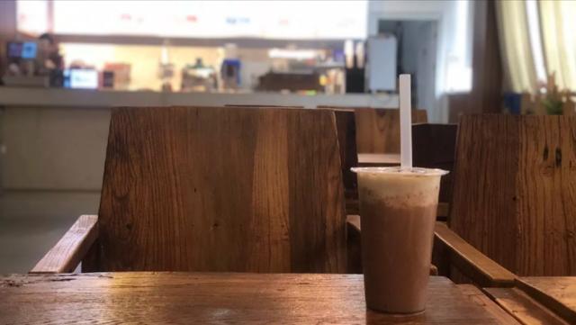 自己创业开奶茶店多少钱(开一家奶茶店投资多少钱)