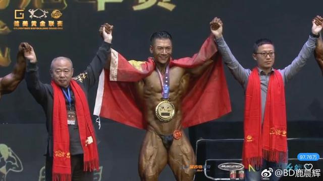 淘宝服装模特兼职男,淘宝服装模特兼职有坑吗?