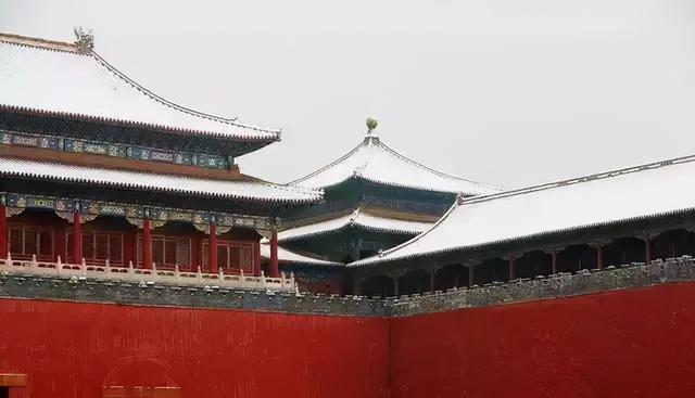 歌舞升平下一句意思(歌舞升平下一句是什么)