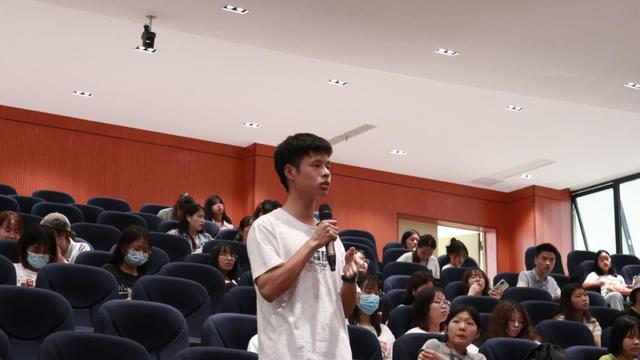花店的创新创业计划书大学生,大学生花店创新创业项目计划书